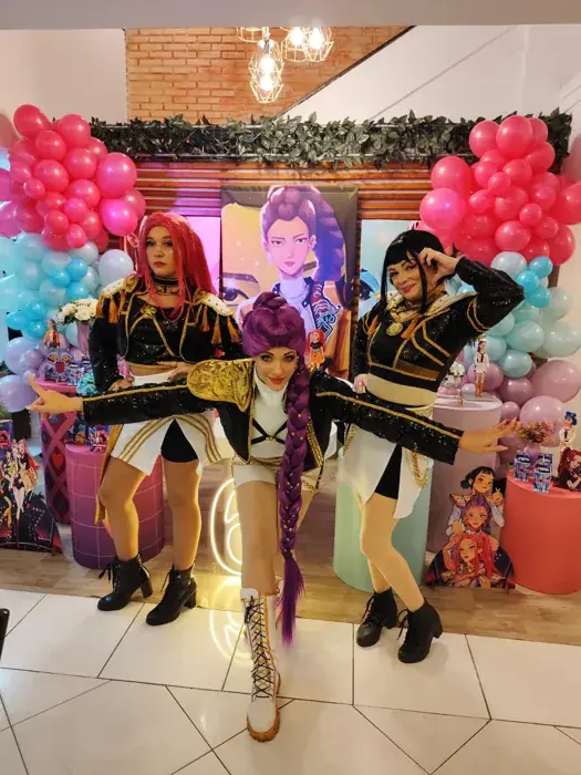Guerreiras do K-Pop em festa
